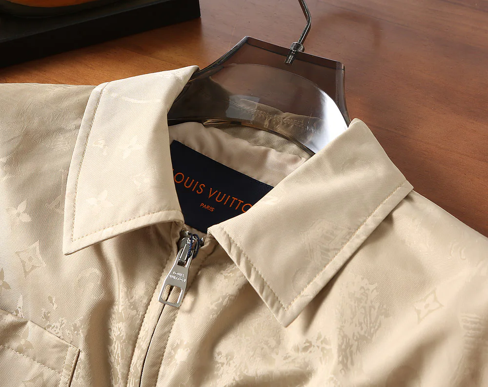 Куртки И Пуховики Мужские Louis Vuitton 3800646