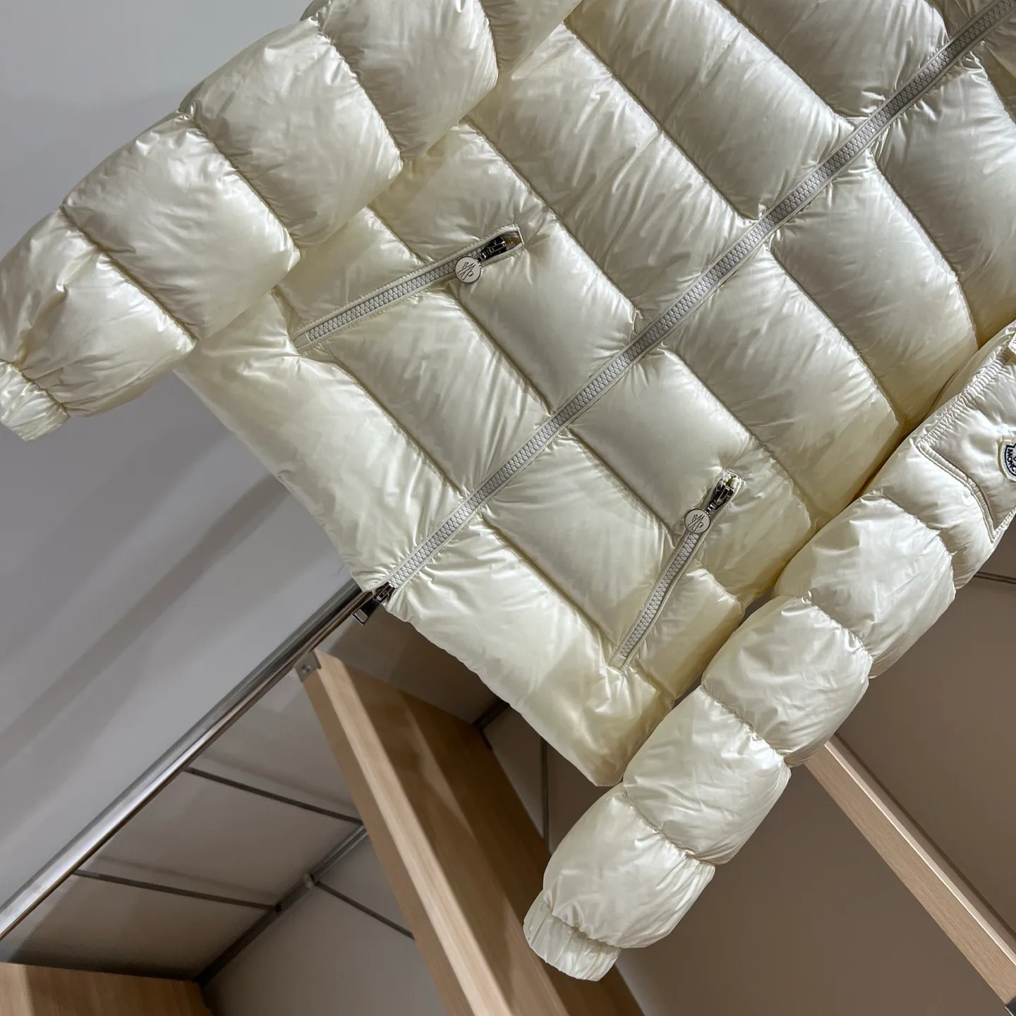 Куртки И Пуховики Женские Moncler 18043628