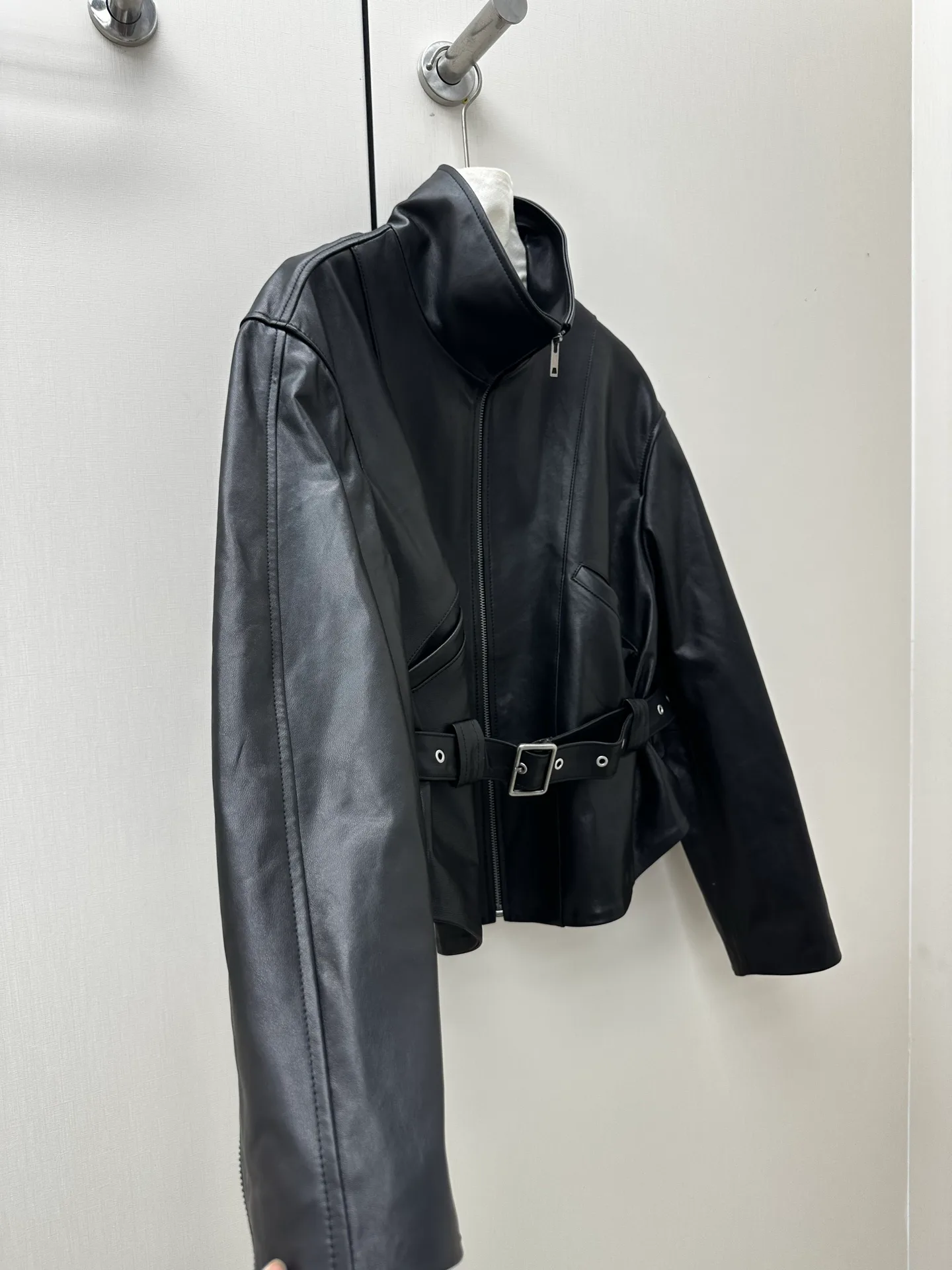 Кожаные Куртки И Дублёнки Женские Saint Laurent 18507719