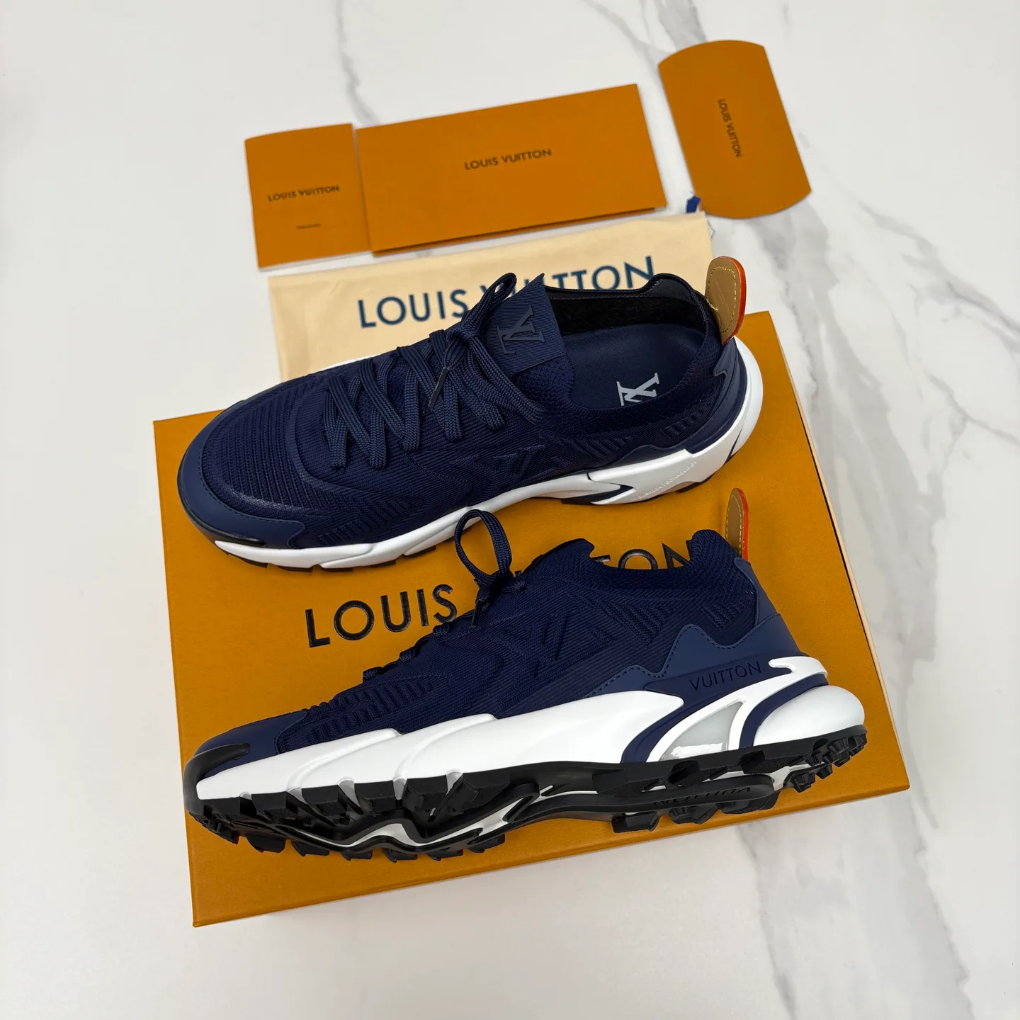 Кроссовки Мужские Louis Vuitton 13140753