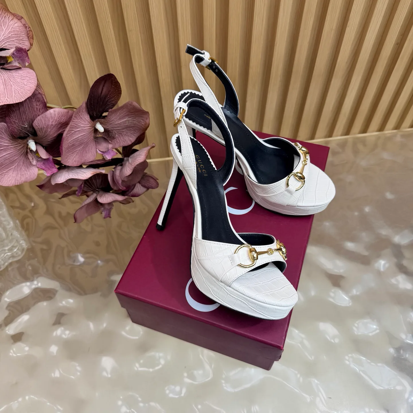 Босоножки Женские Gucci 17467489