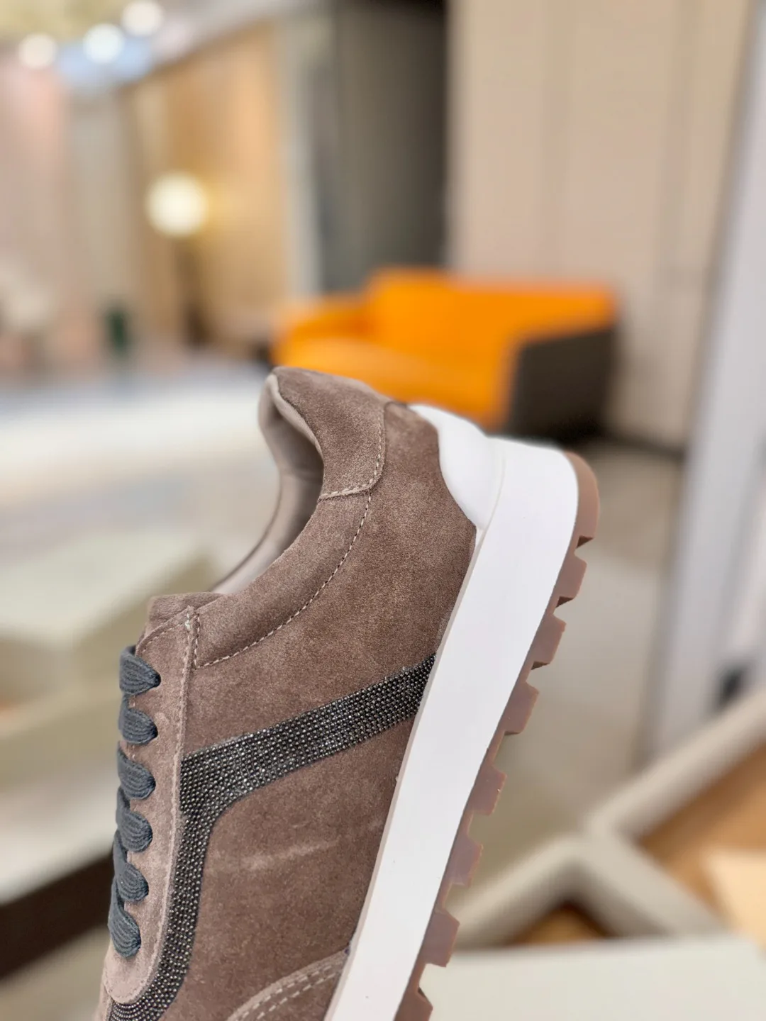 Кроссовки Женские Brunello Cucinelli 18813035
