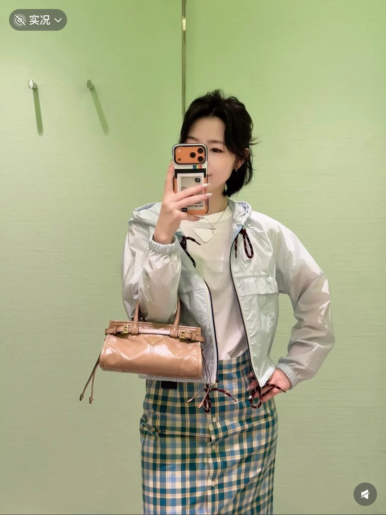 Куртки И Пуховики Женские Prada 13120665