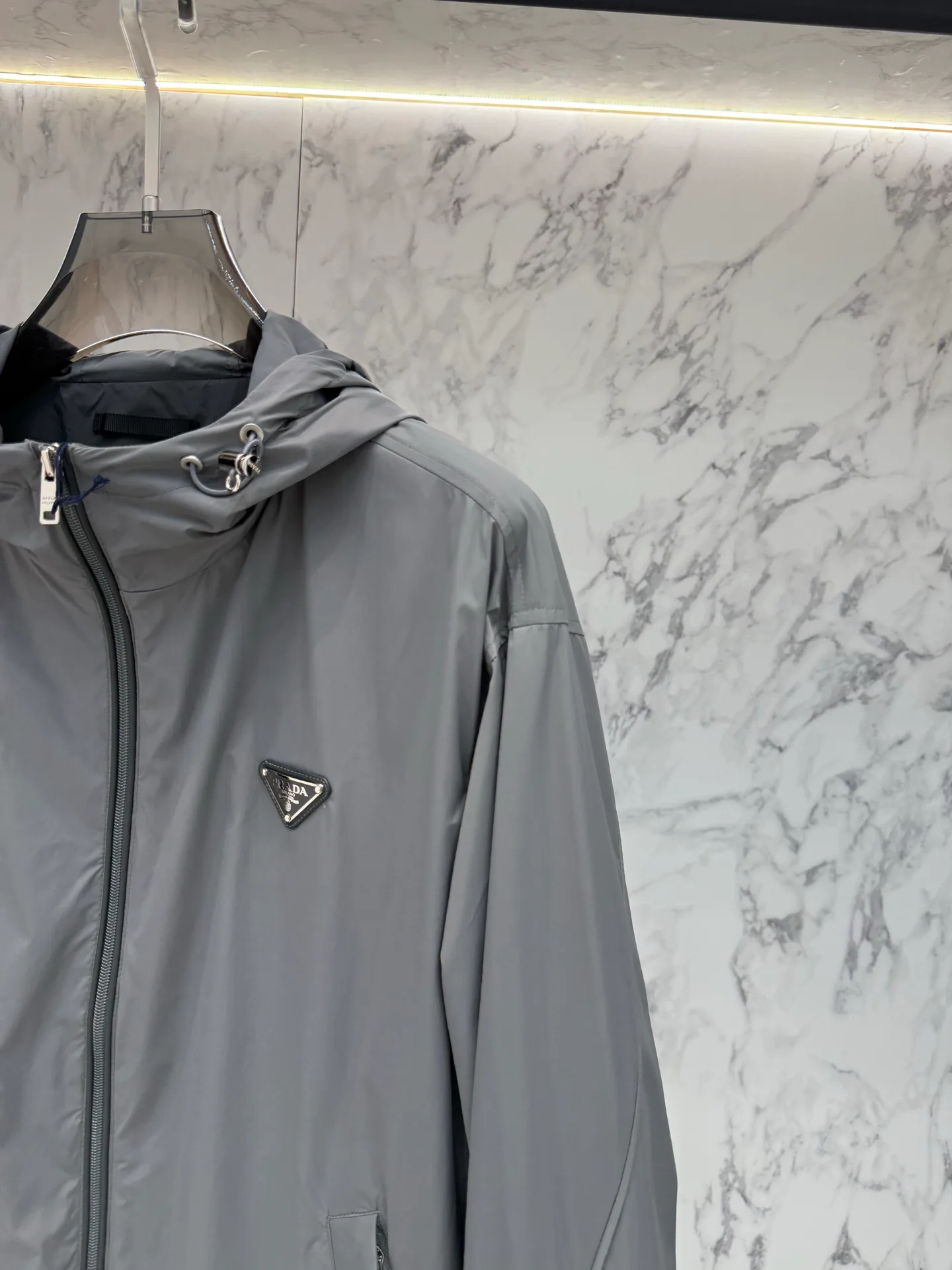 Куртки И Пуховики Мужские Prada 11512936