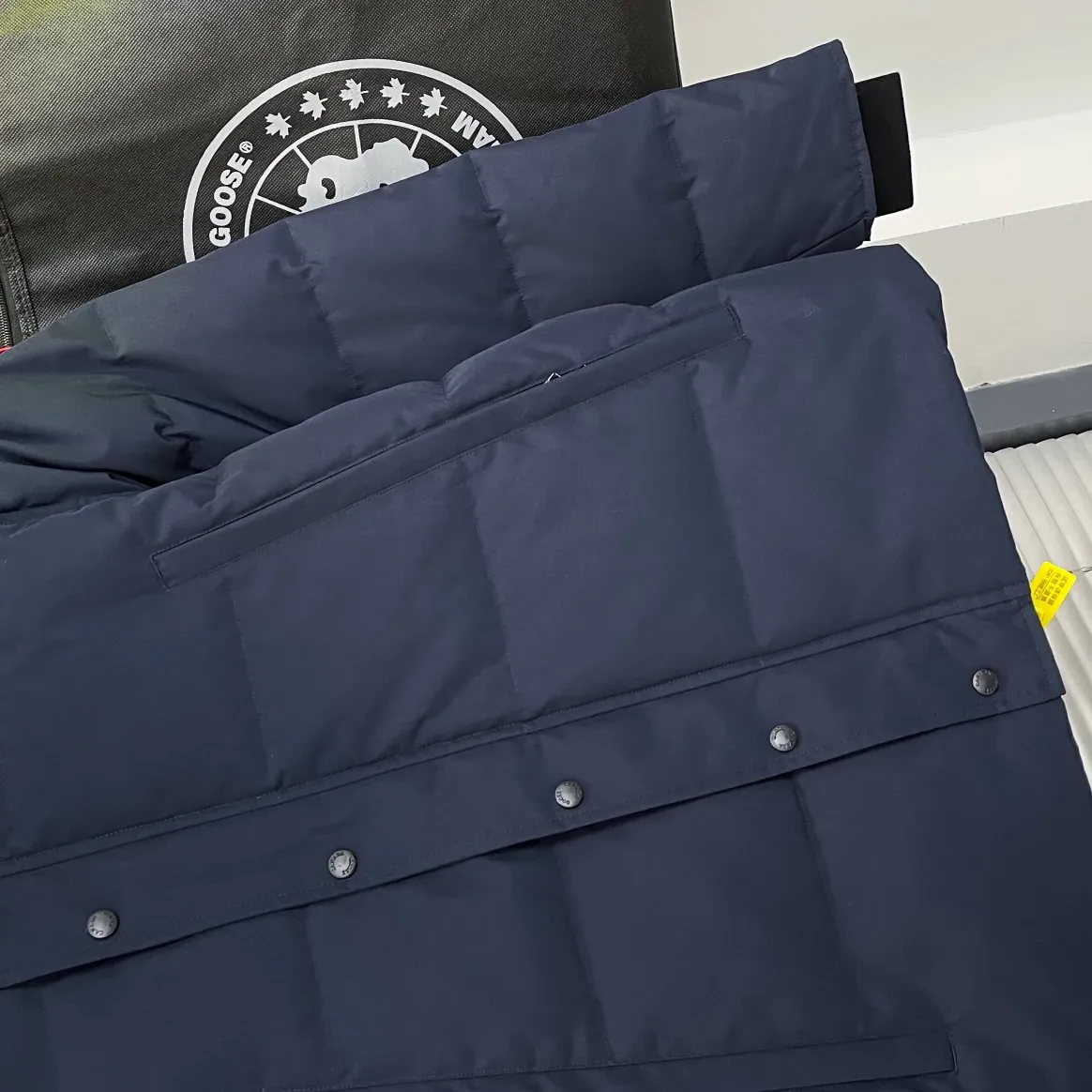 Куртки И Пуховики Женские Canada Goose 798383