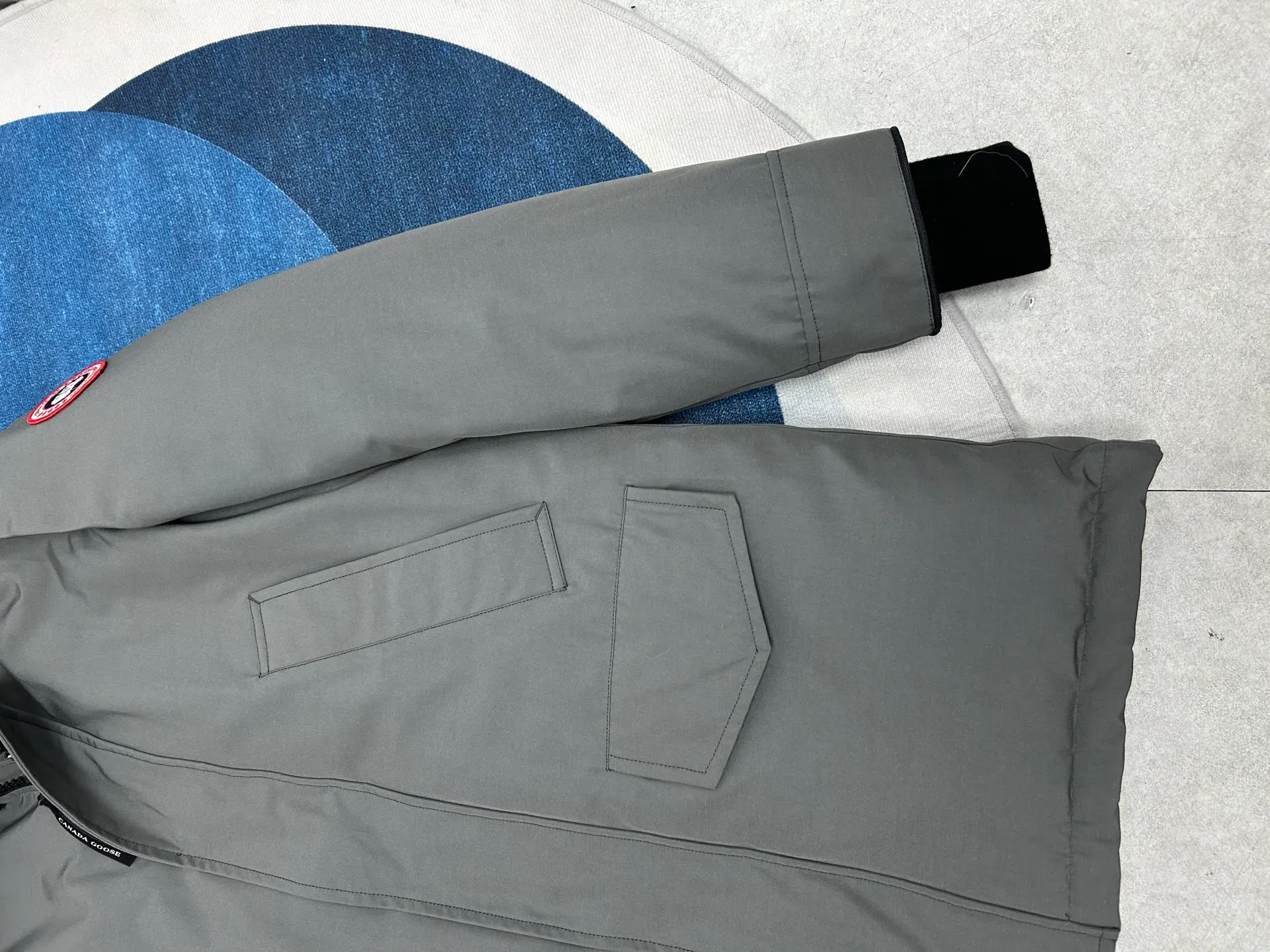 Куртки И Пуховики Женские Canada Goose 378381