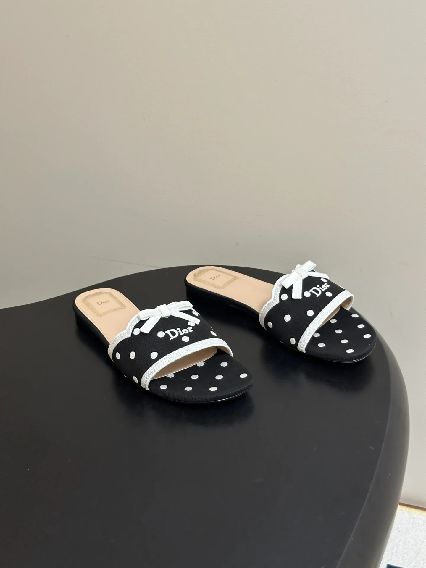 Шлепанцы Женские Christian Dior 18034779