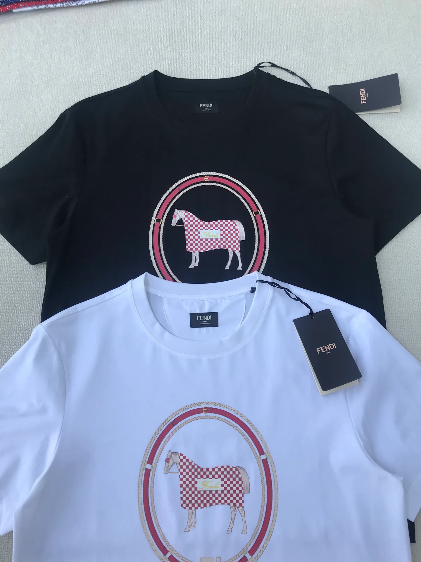 Футболки Женские Fendi 11576659