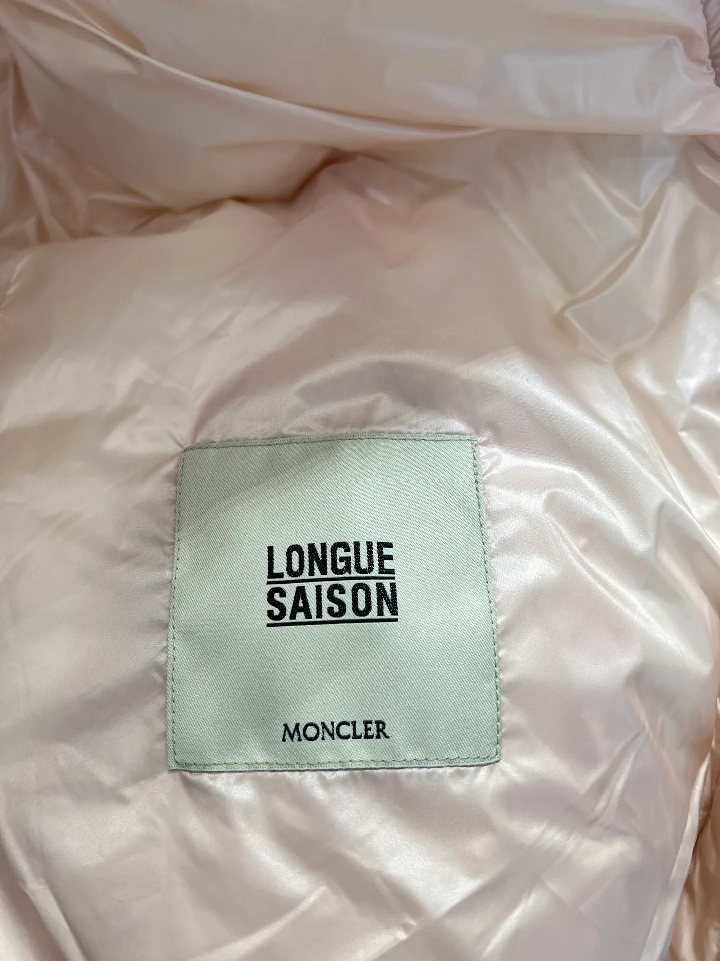 Куртки И Пуховики Мужские Moncler 18231422