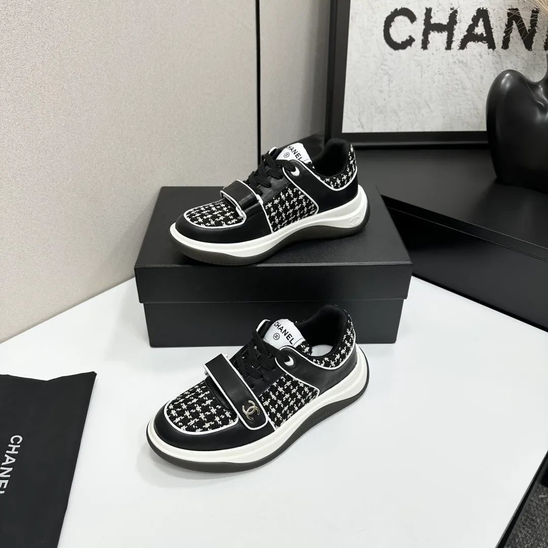 Кроссовки Женские Chanel 11463030