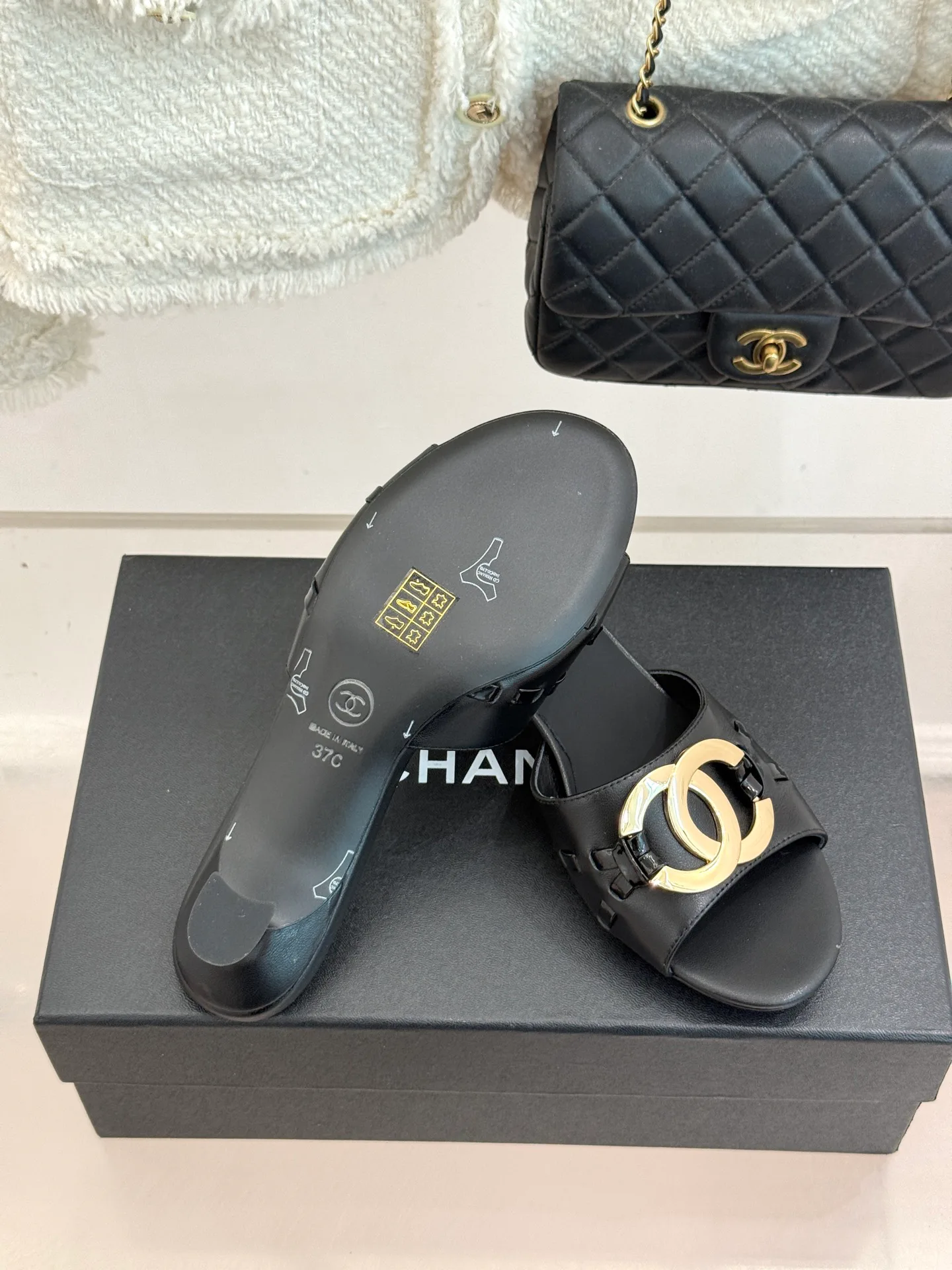 Шлепанцы Женские Chanel 16932249