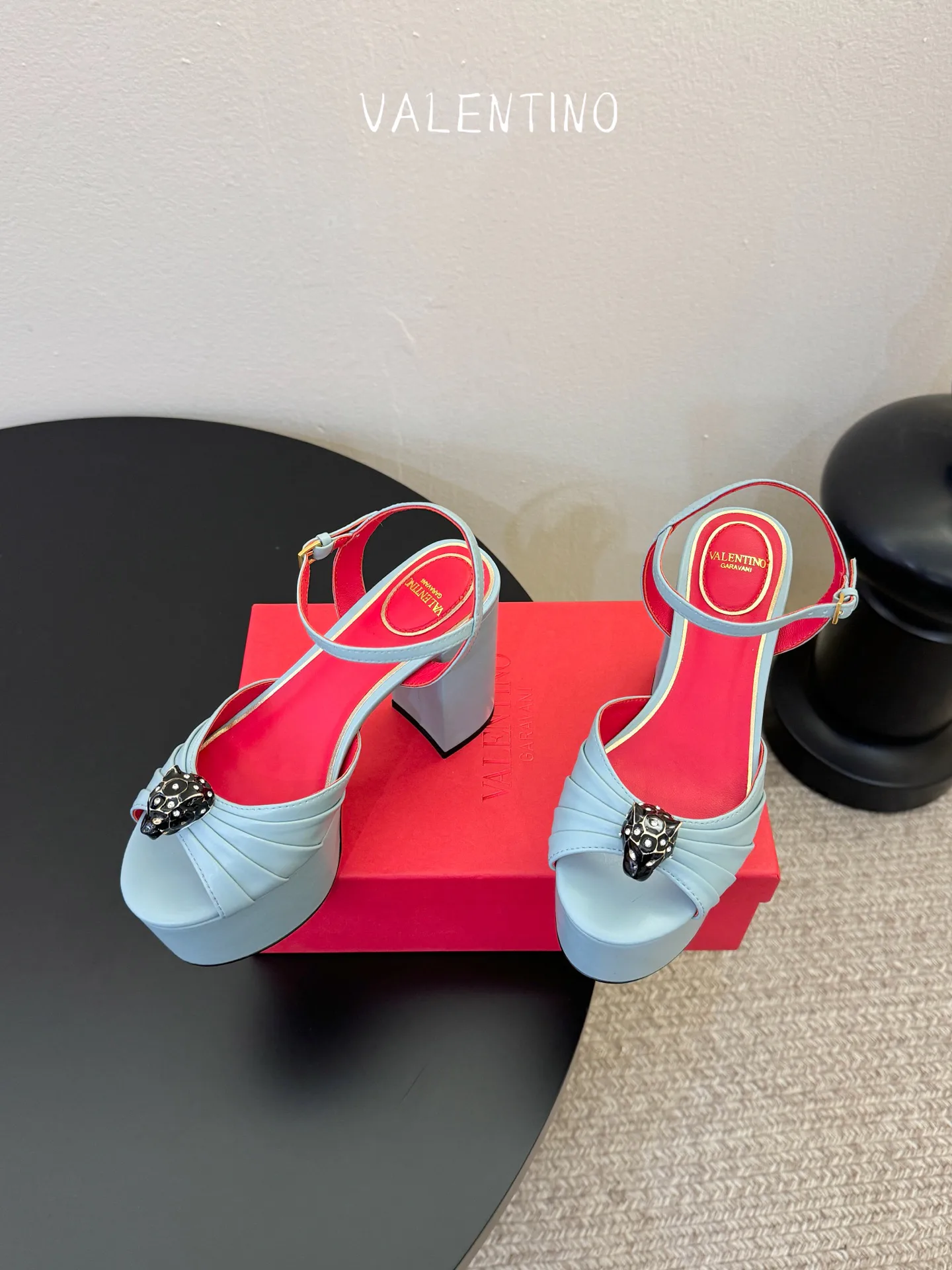 Босоножки Женские Valentino 11633134