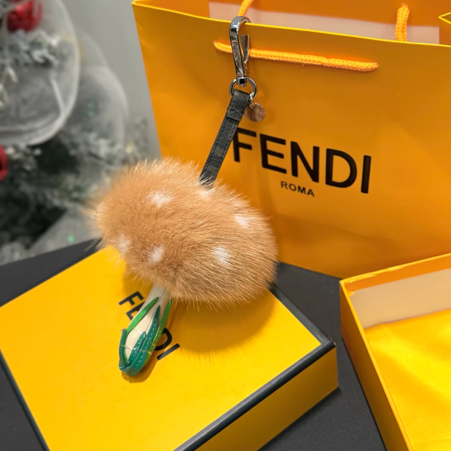 Ключницы Fendi 1678389