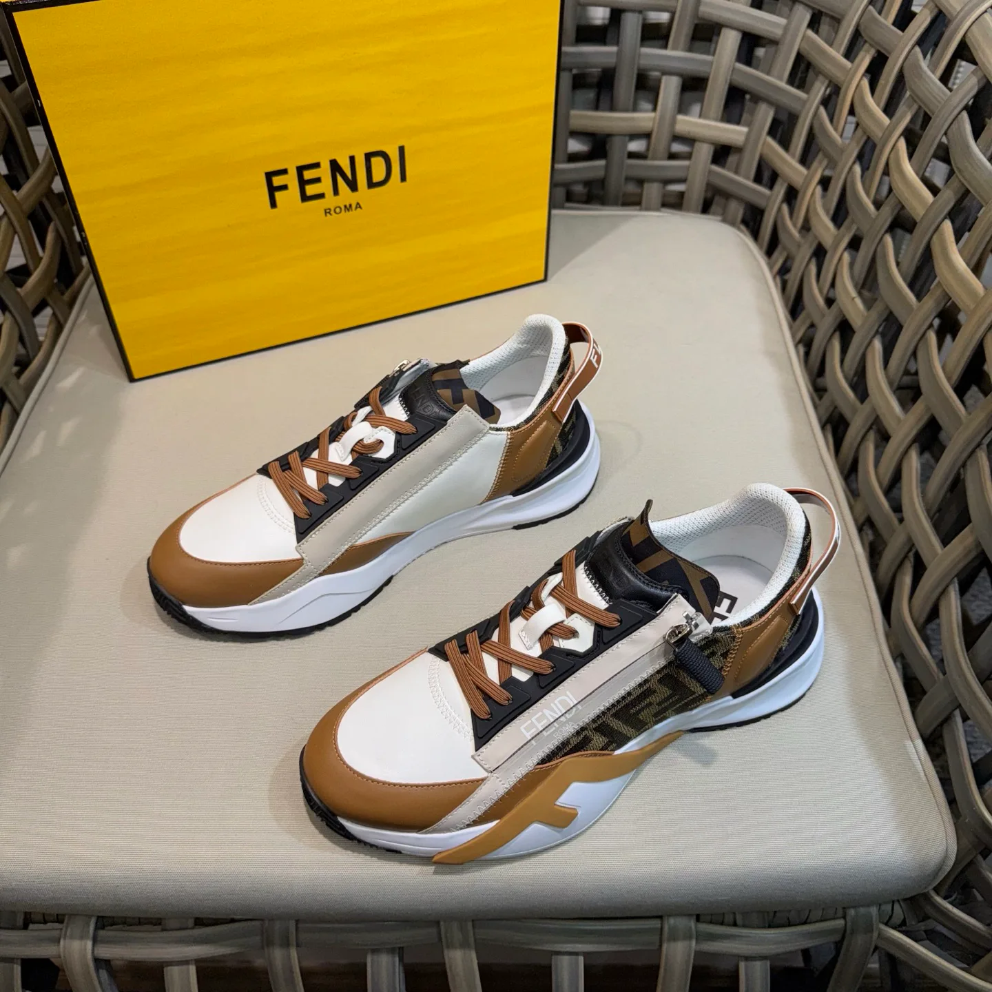 Кроссовки Мужские Fendi 33150