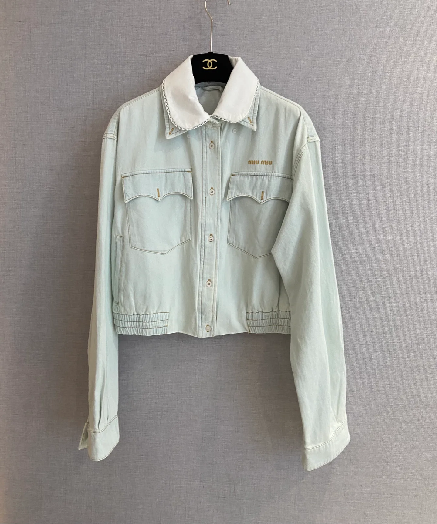 Куртки И Пуховики Женские Miu Miu 18088924