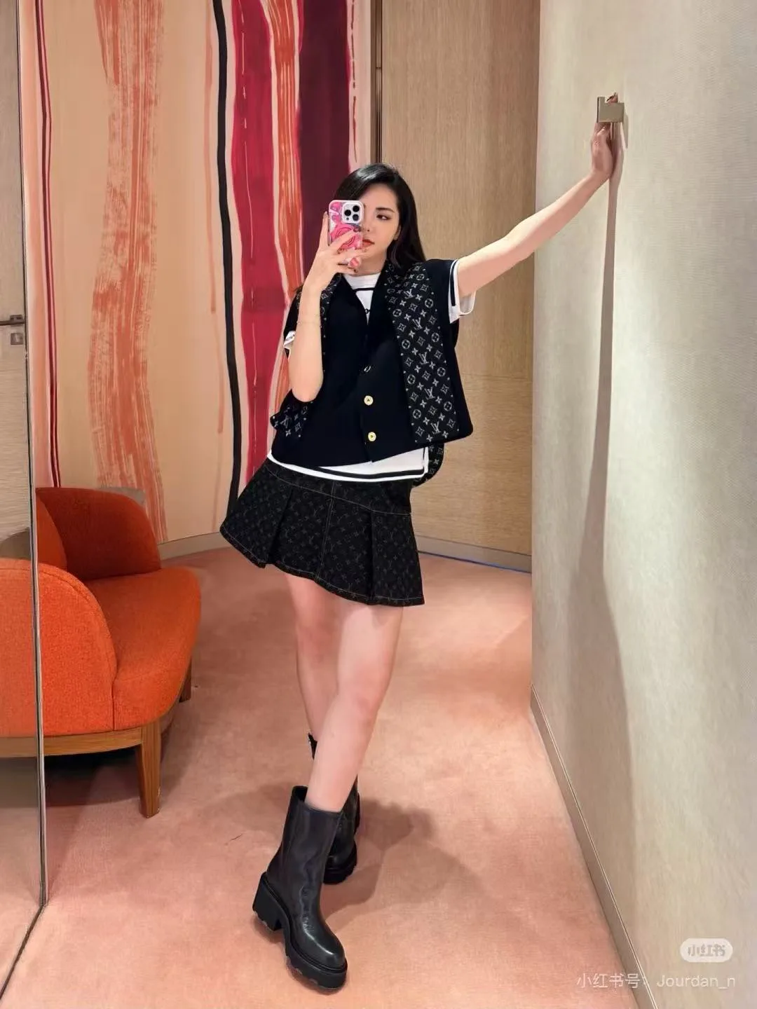 Жилеты Женские Louis Vuitton 18113318