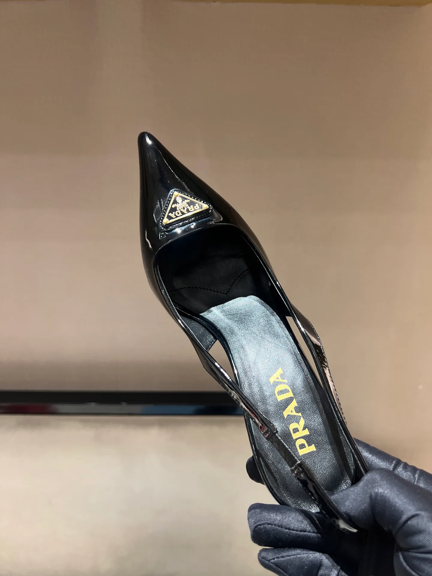 Босоножки Женские Prada 11454554
