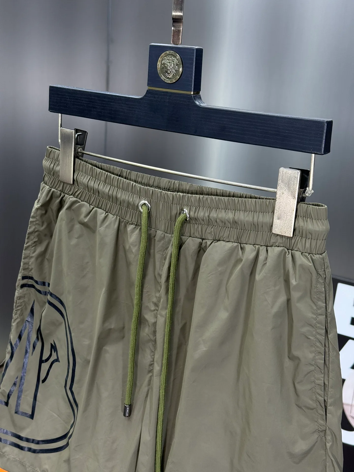 Шорты Мужские Moncler 11280086