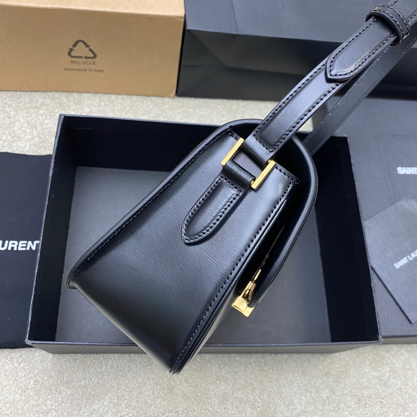 Классические Сумки Женские Saint Laurent 11152492