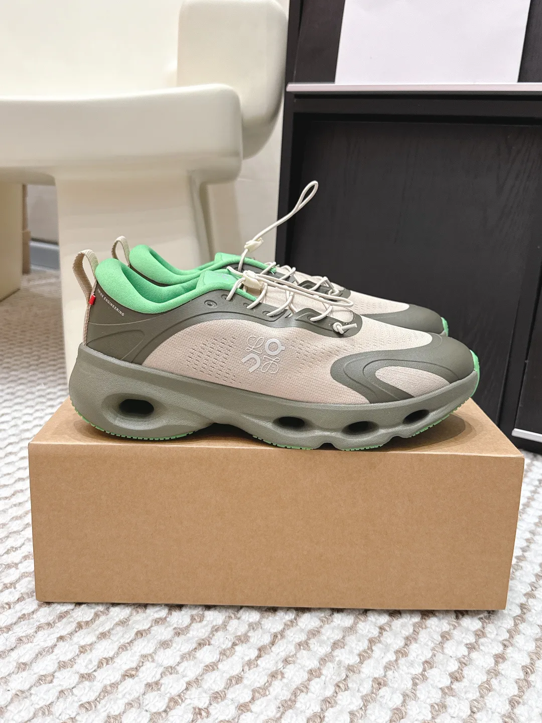 Кроссовки Женские Loewe 5722757