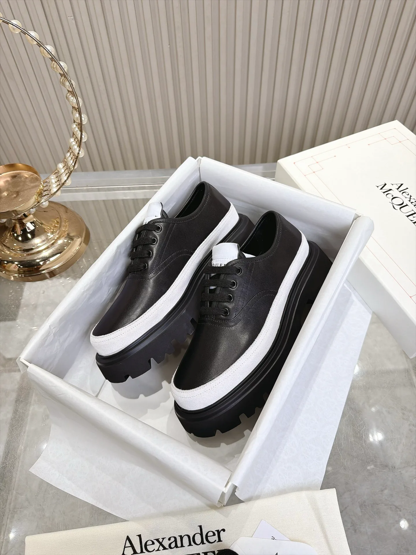 Кроссовки Женские Alexander Mcqueen 19080143