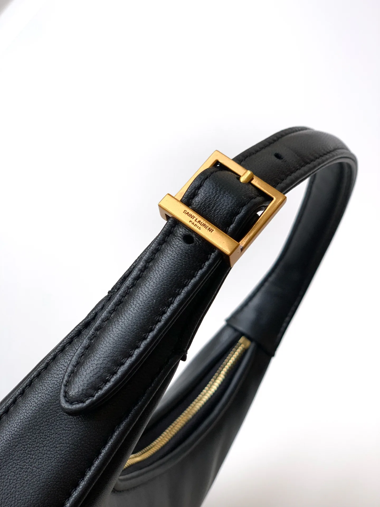 Сумки На Ремне Женские Saint Laurent 11309778