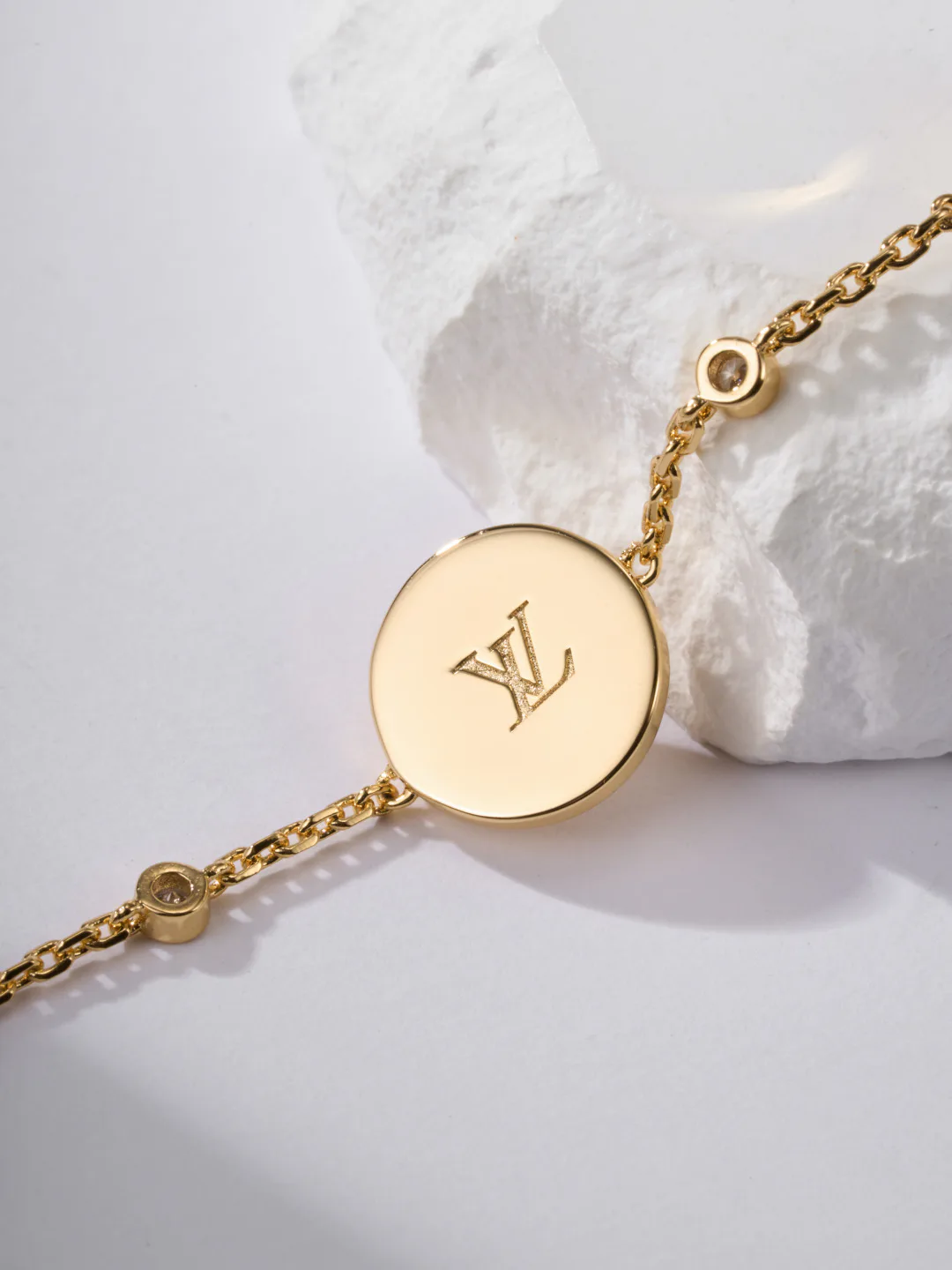 Бижутерия Louis Vuitton 18176623