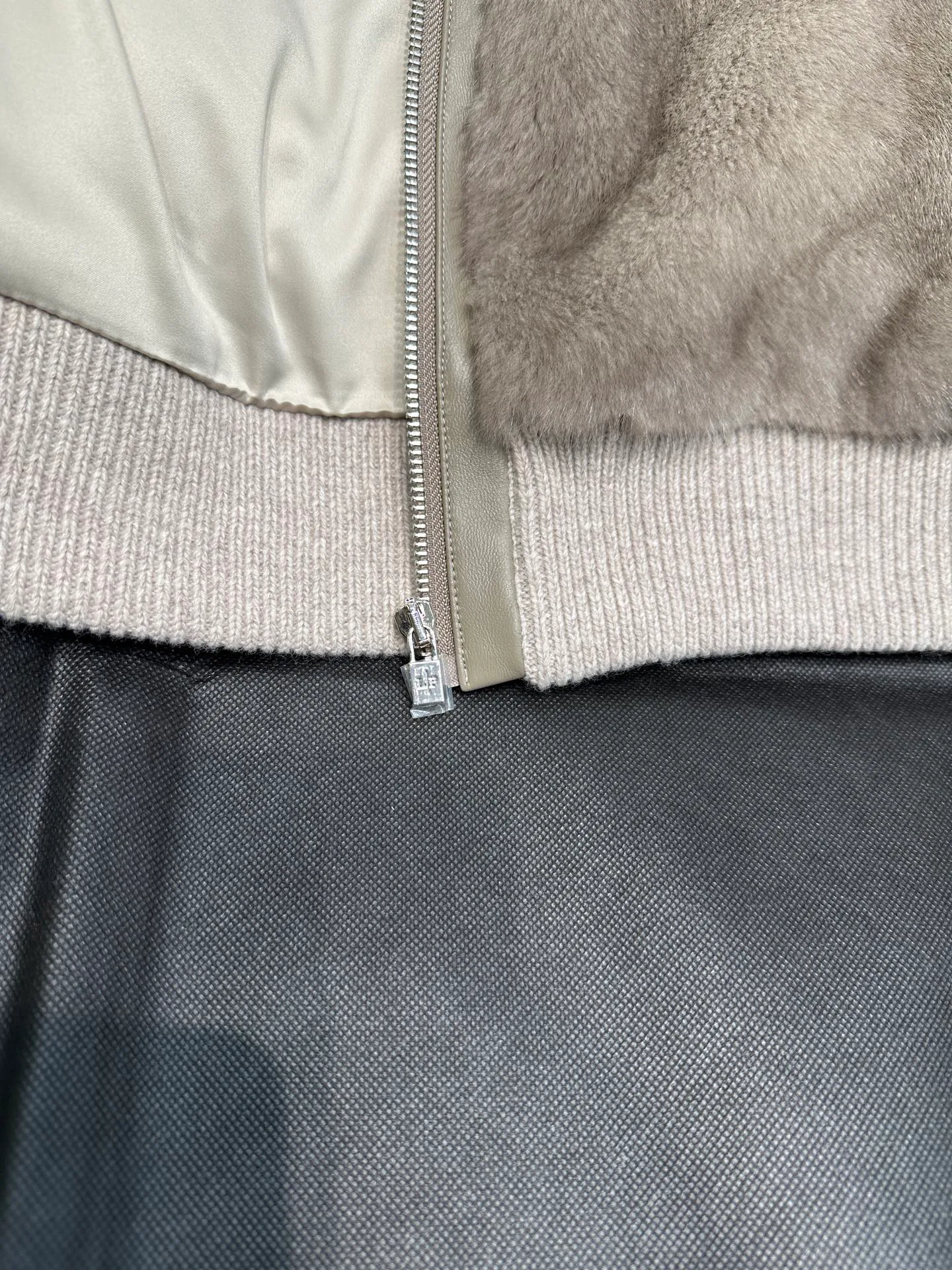 Куртки И Пуховики Женские Loro Piana 182270