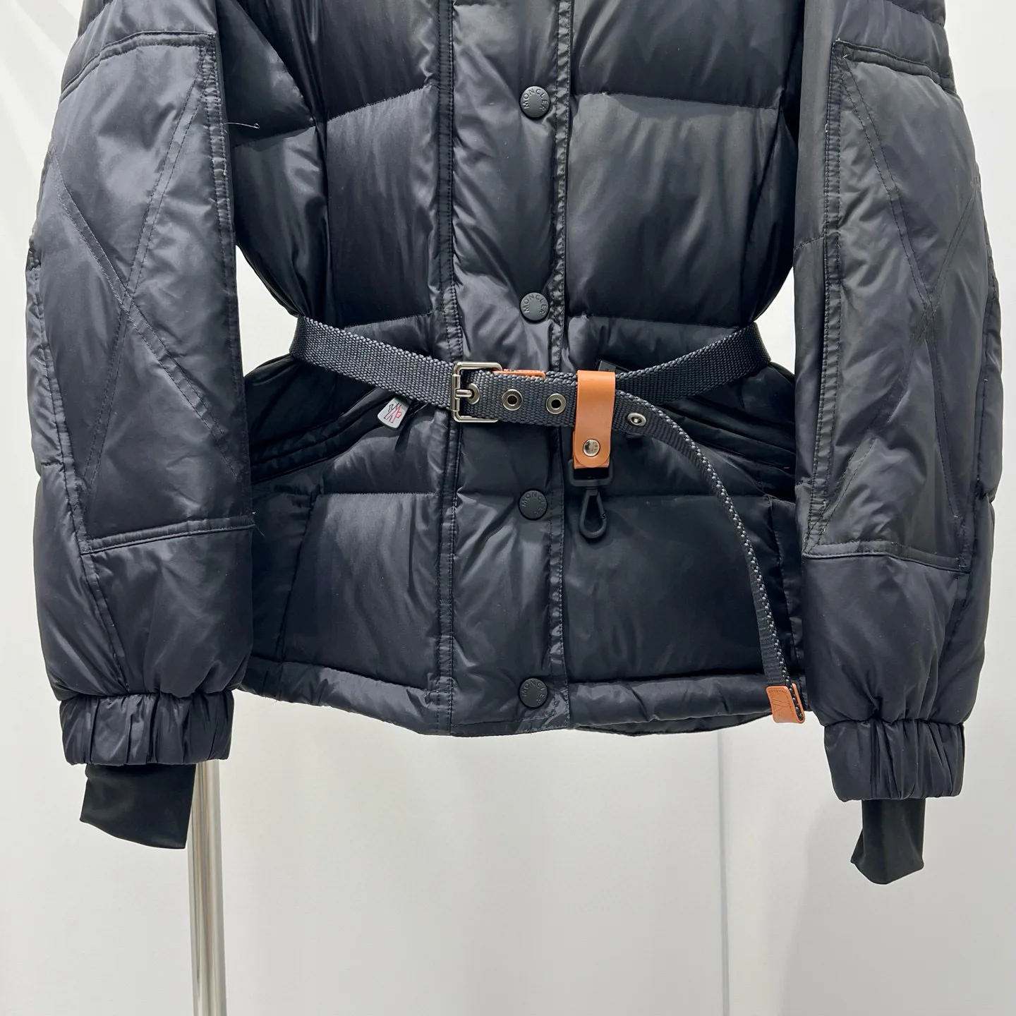 Куртки И Пуховики Женские Moncler 6179070