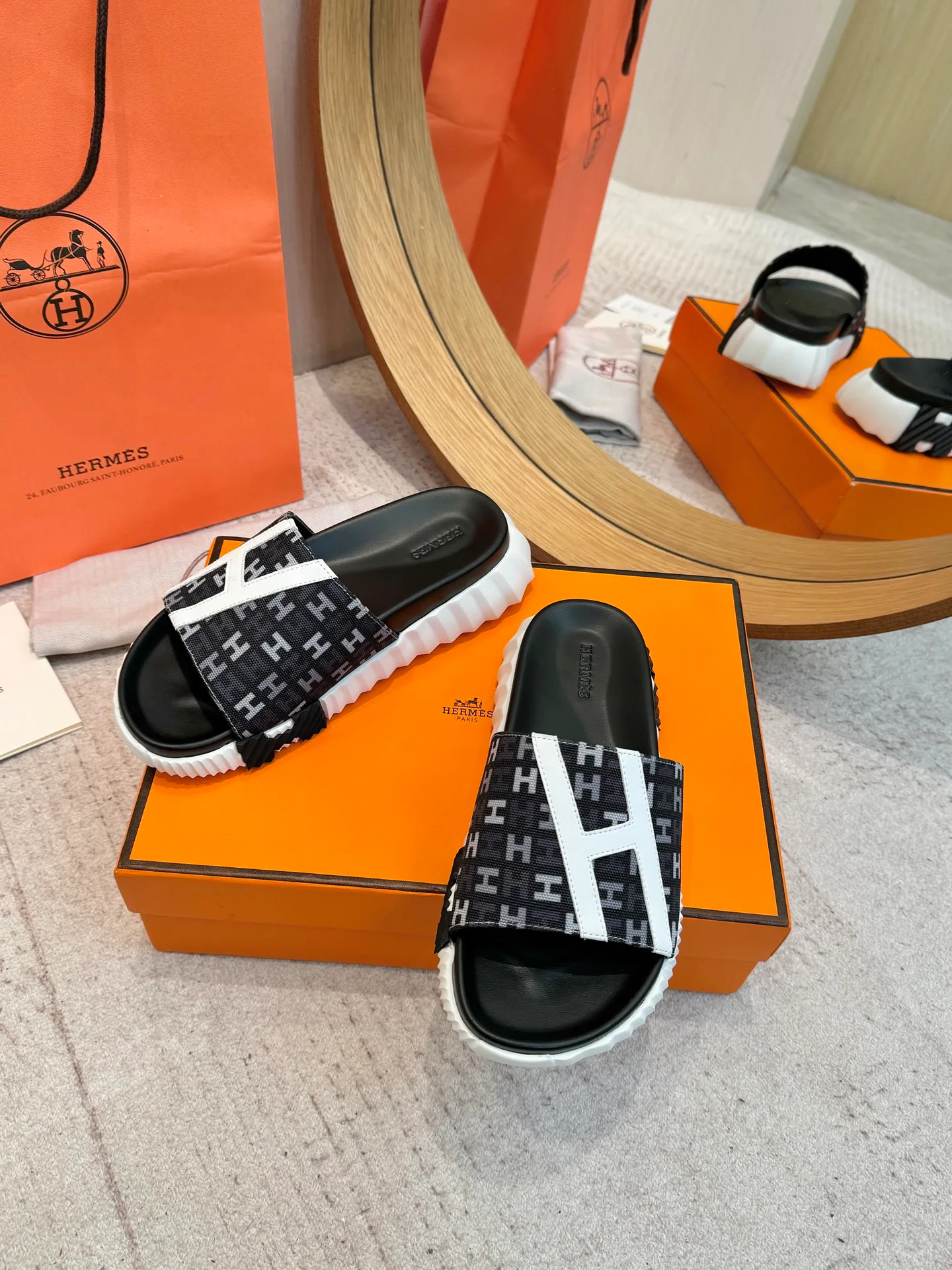 Шлепанцы Женские Hermes 34889