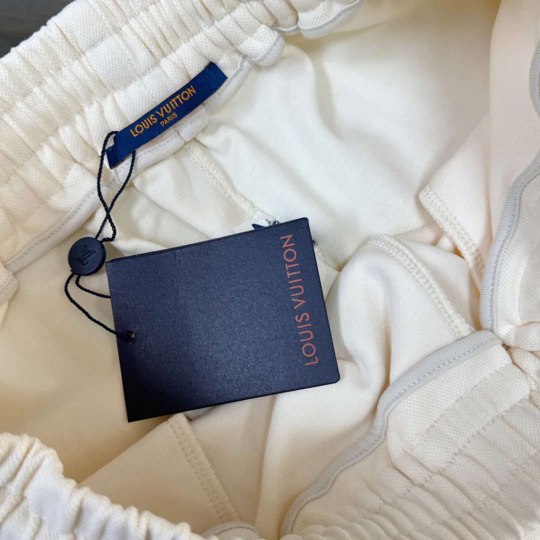 Шорты Женские Louis Vuitton 11873049
