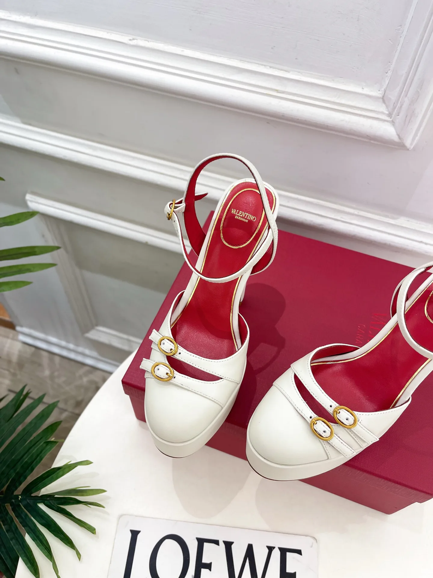 Босоножки Женские Valentino 13218175