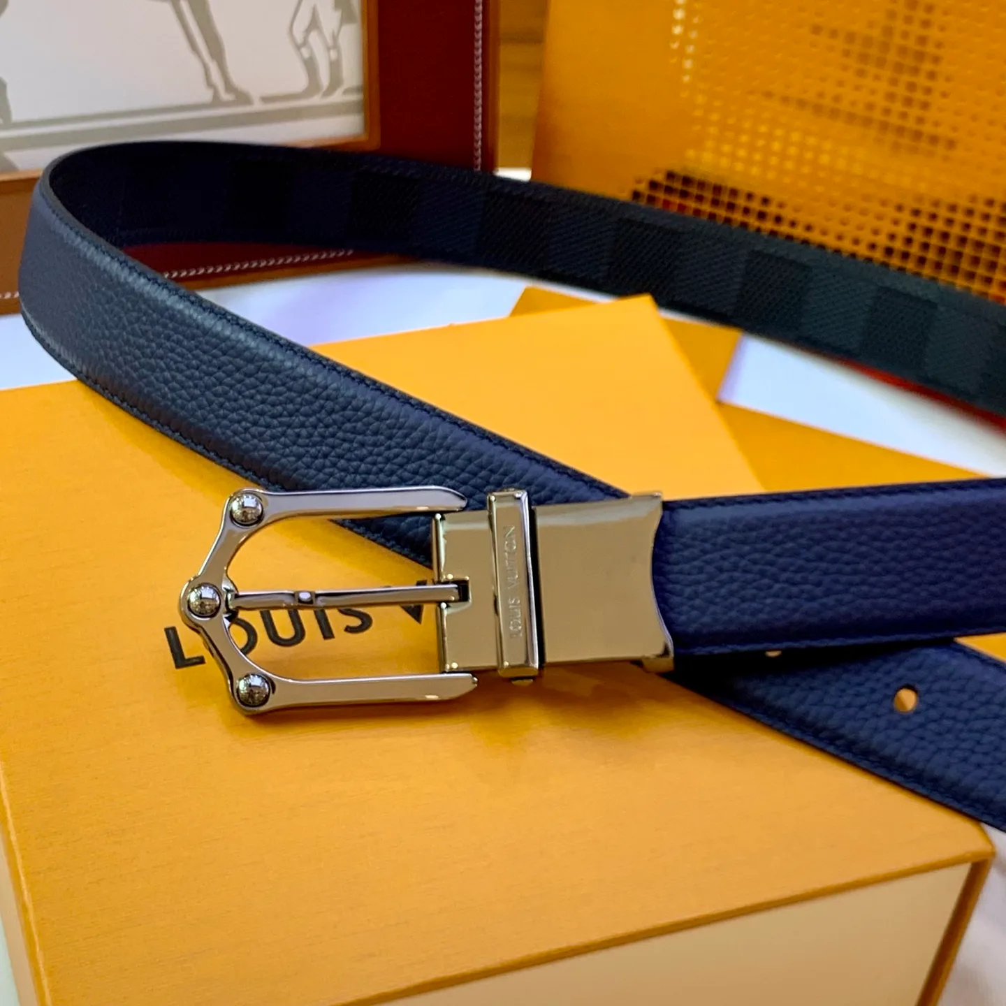 Ремни Louis Vuitton 17638908