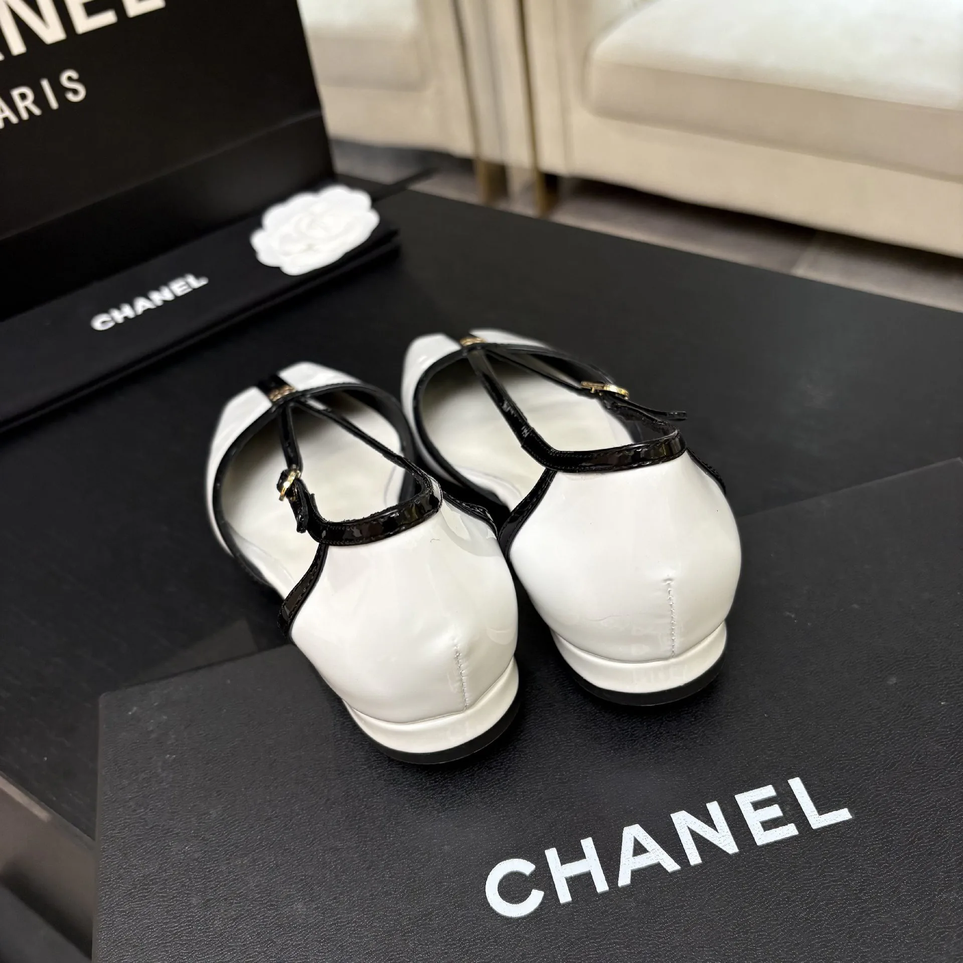 Босоножки Женские Chanel 19418679