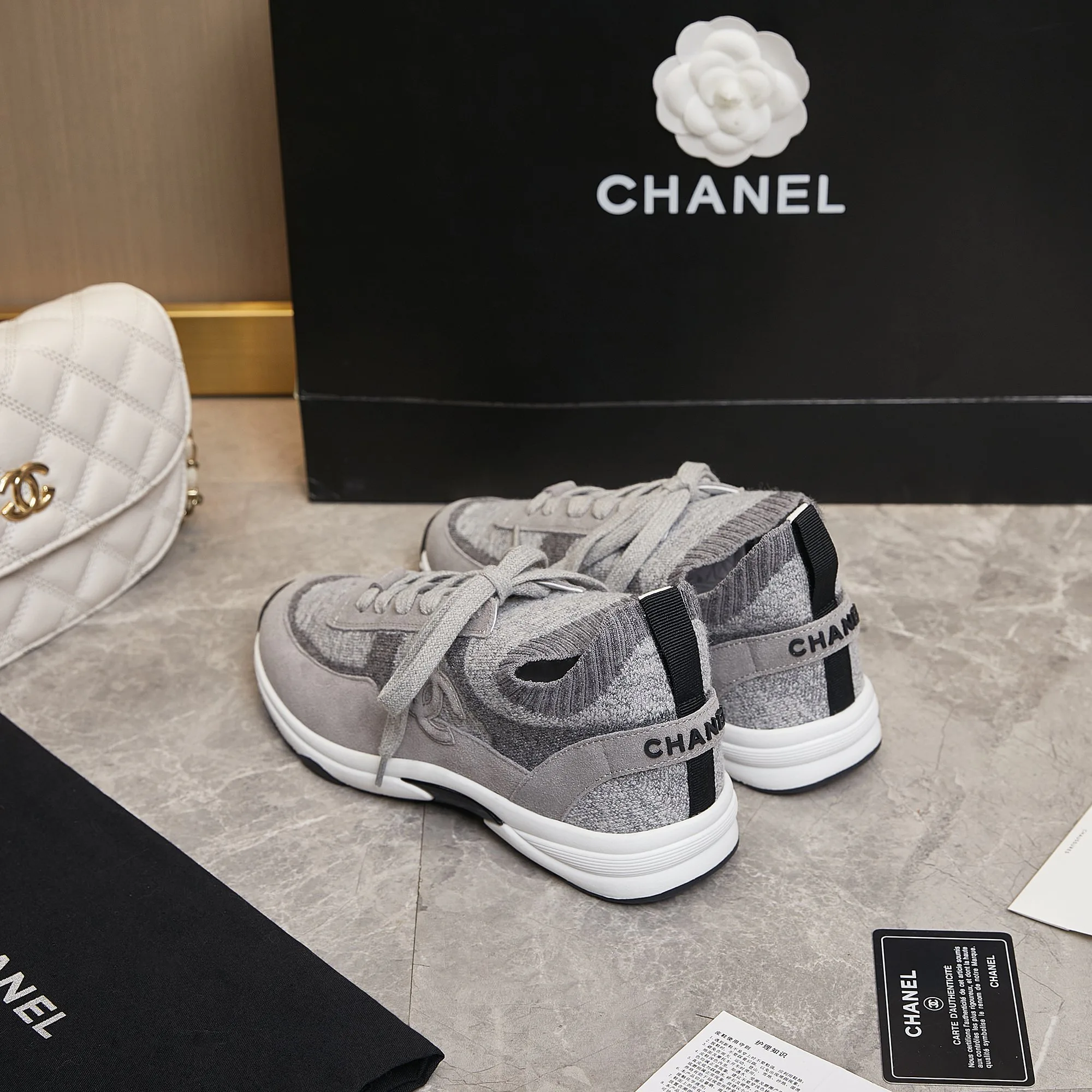 Кроссовки Женские Chanel 1268457