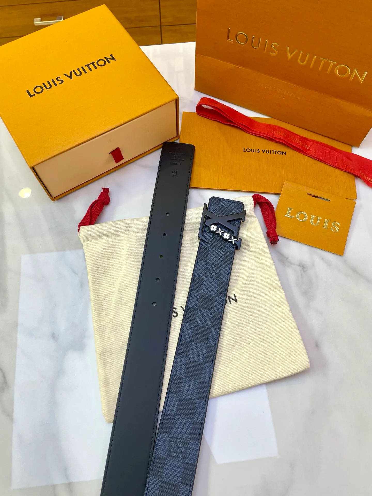Ремни Louis Vuitton 11216330