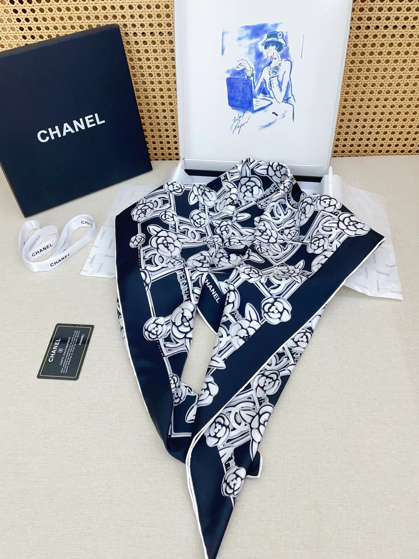 Платки Chanel 13119739