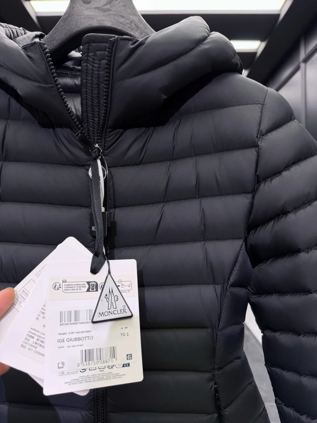 Куртки И Пуховики Женские Moncler 18129792