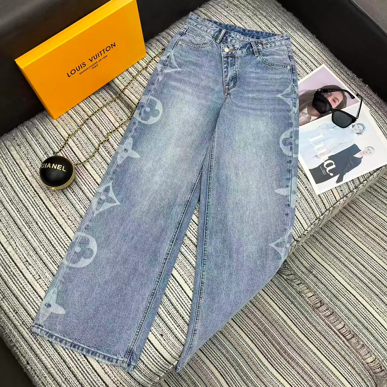 Джинсы Женские Louis Vuitton 11586406