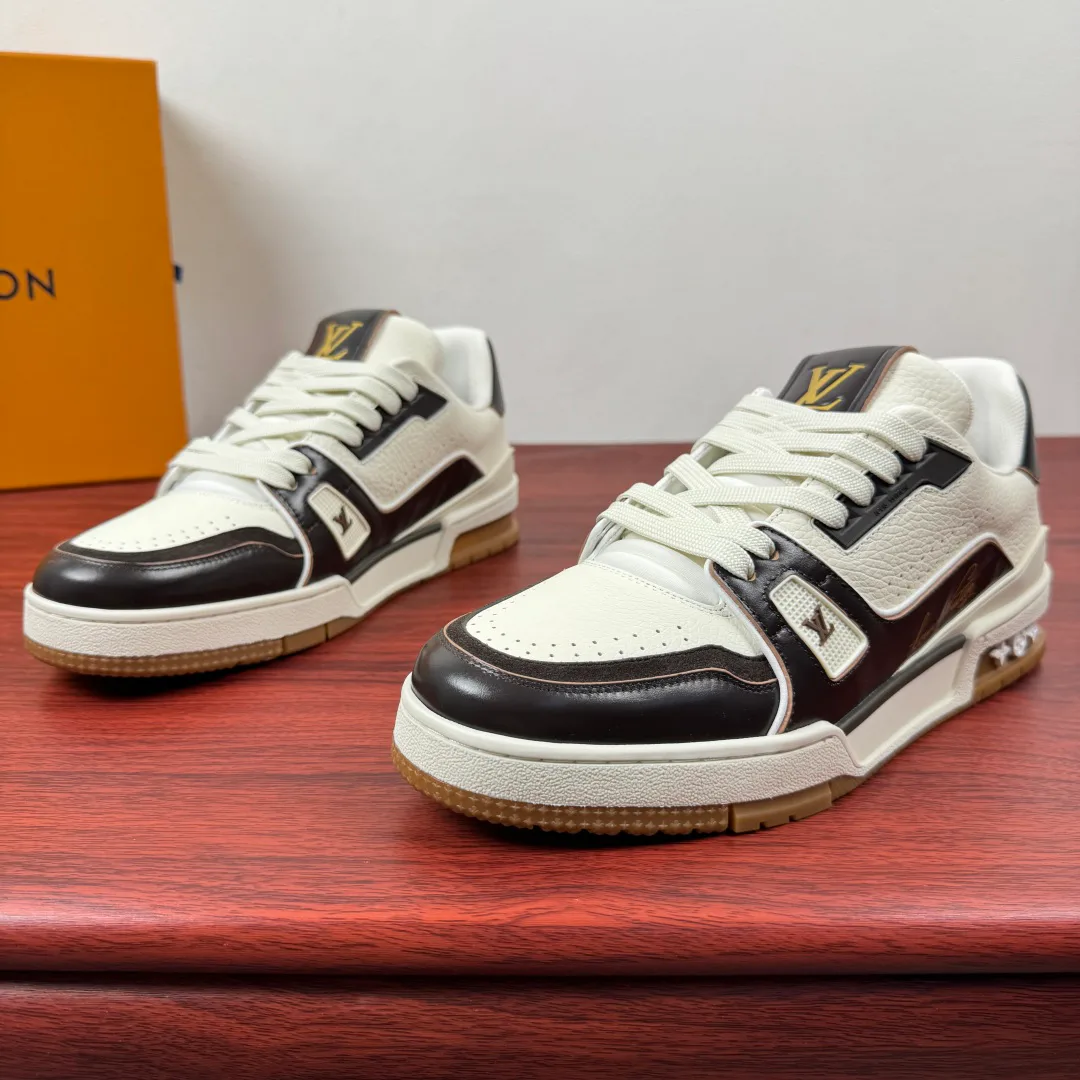 Кроссовки Мужские Louis Vuitton 11917359