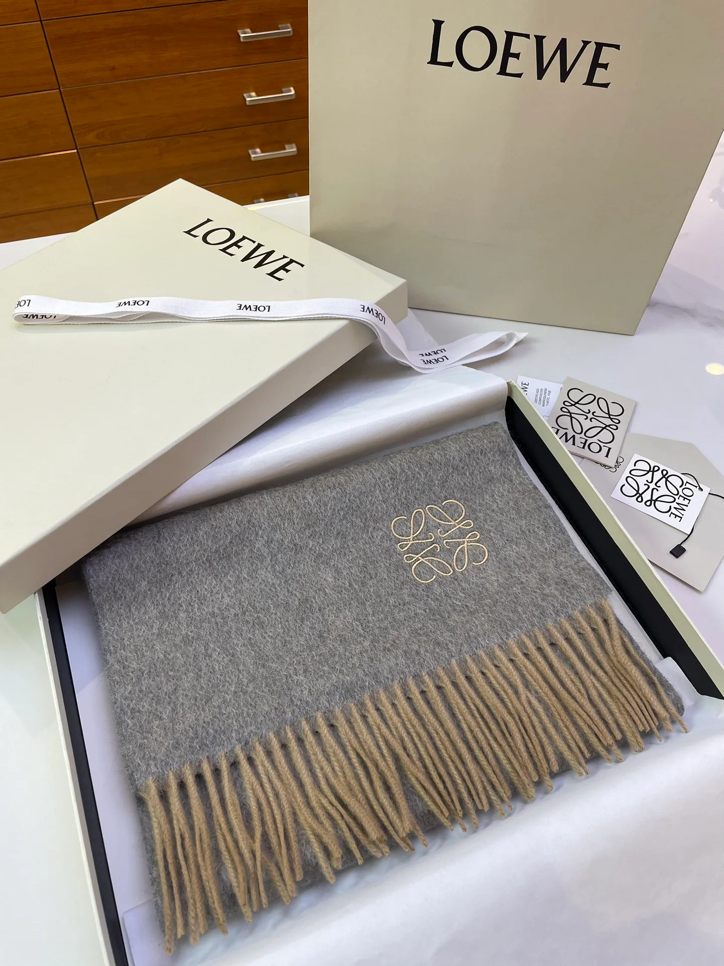 Шарфы Loewe 104674