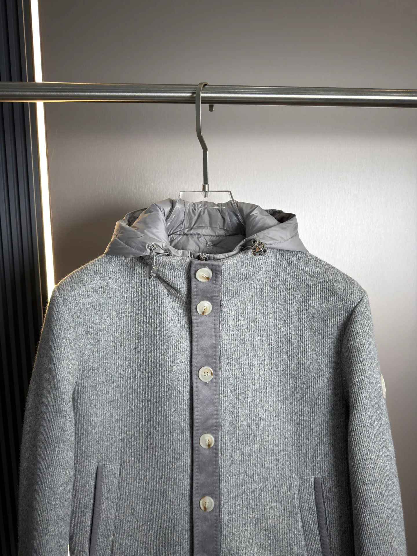 Куртки И Пуховики Мужские Moncler 18216845