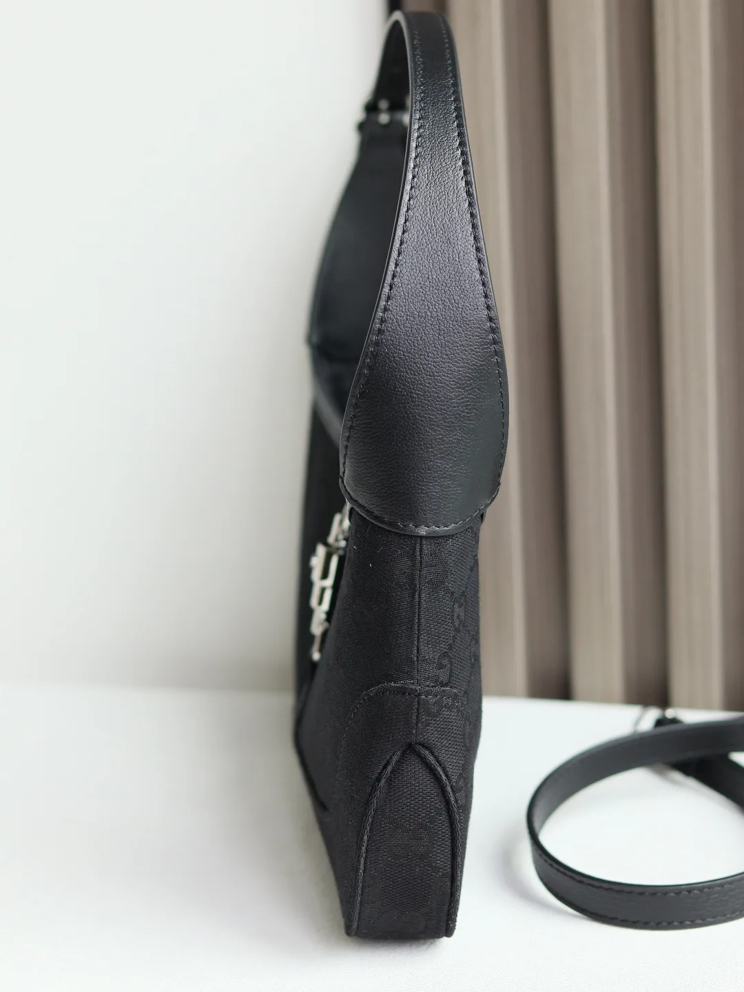 Классические Сумки Женские Gucci 11649339