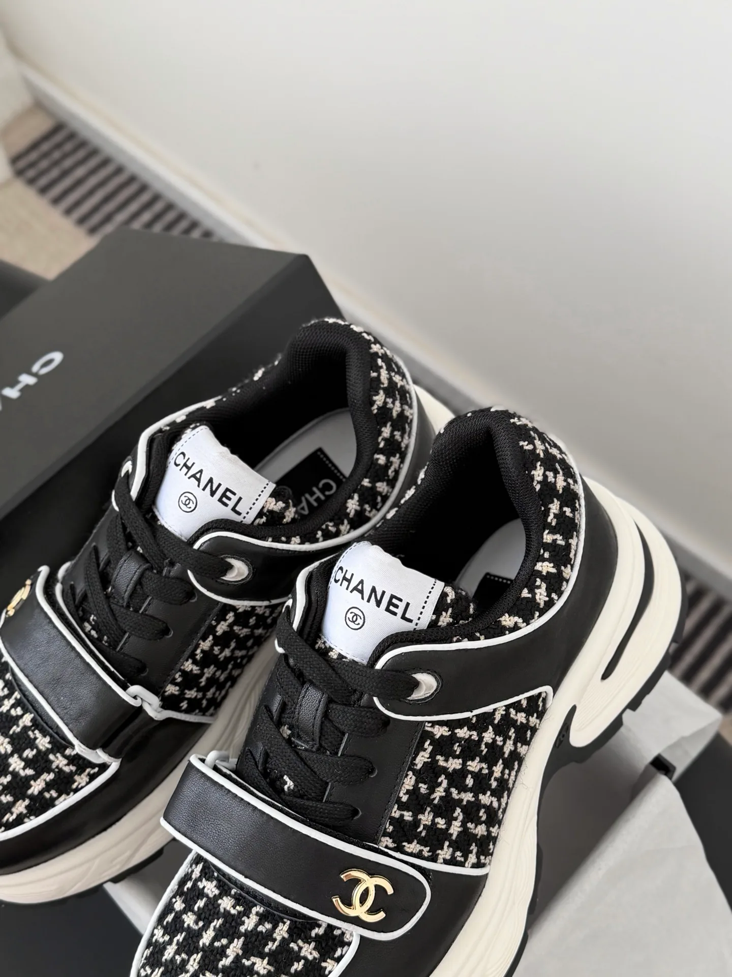 Кроссовки Женские Chanel 11541991