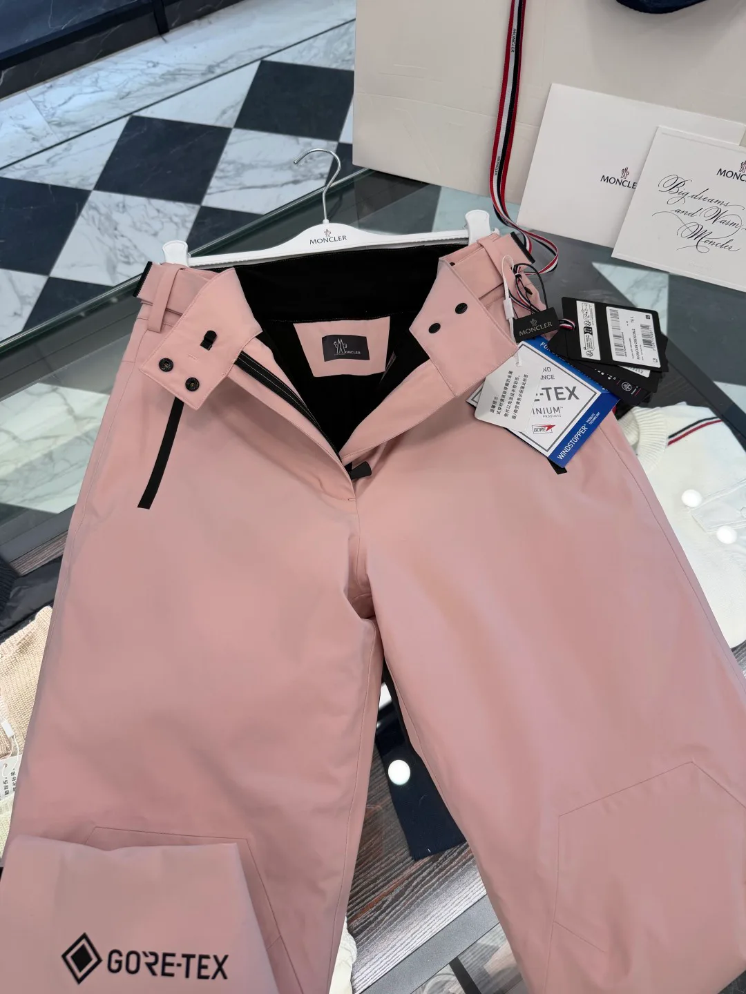 Брюки Женские Moncler 18133614