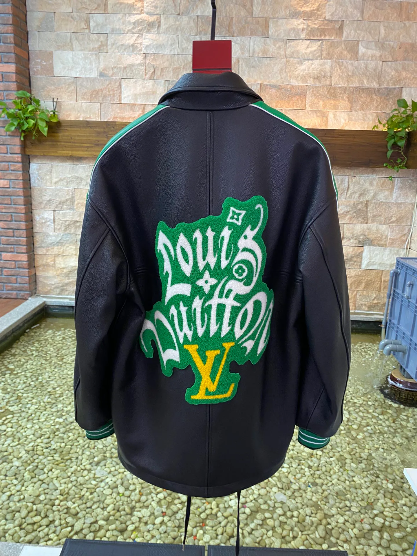 Кожаные Куртки И Дублёнки Мужские Louis Vuitton 10088565