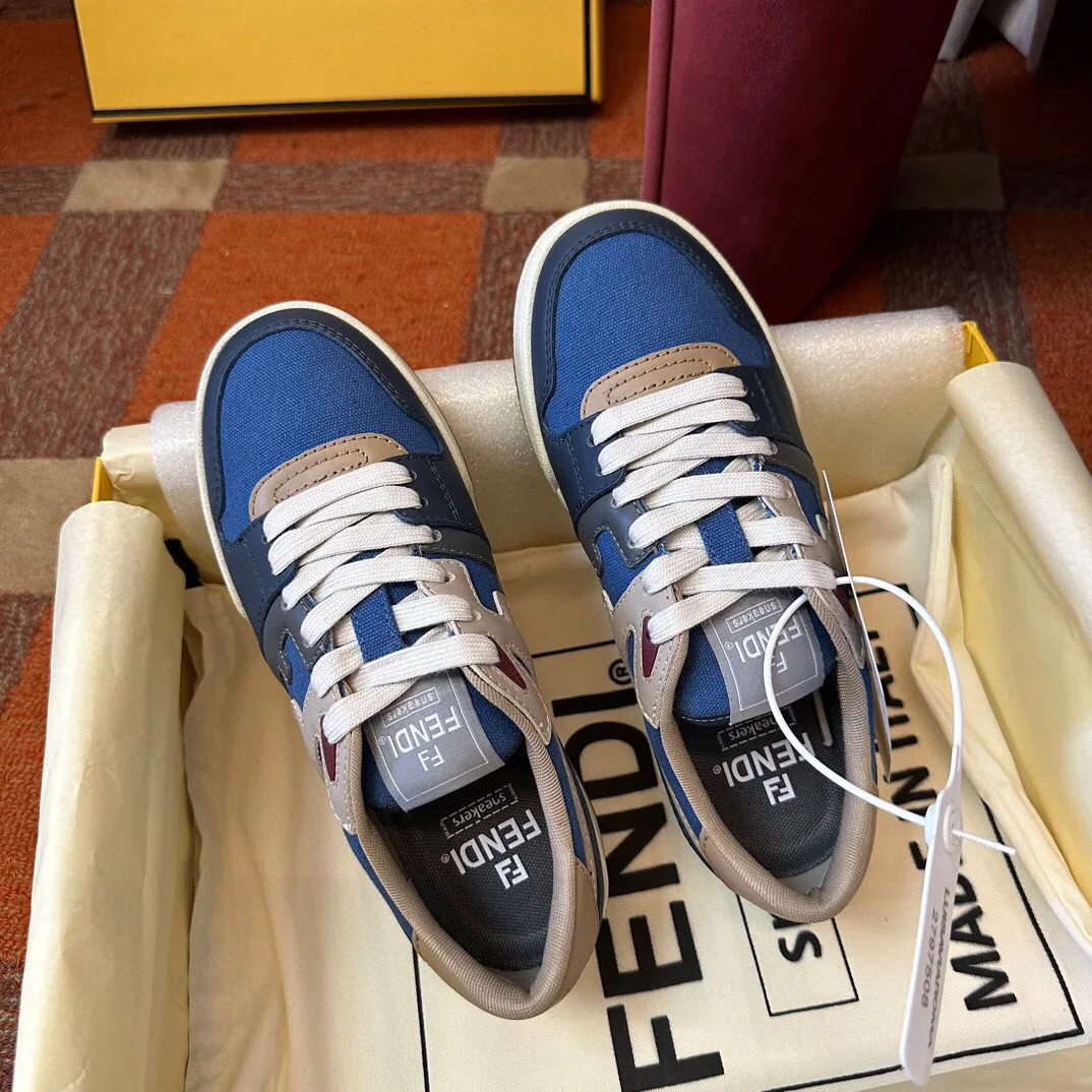 Кроссовки Женские Fendi 827597