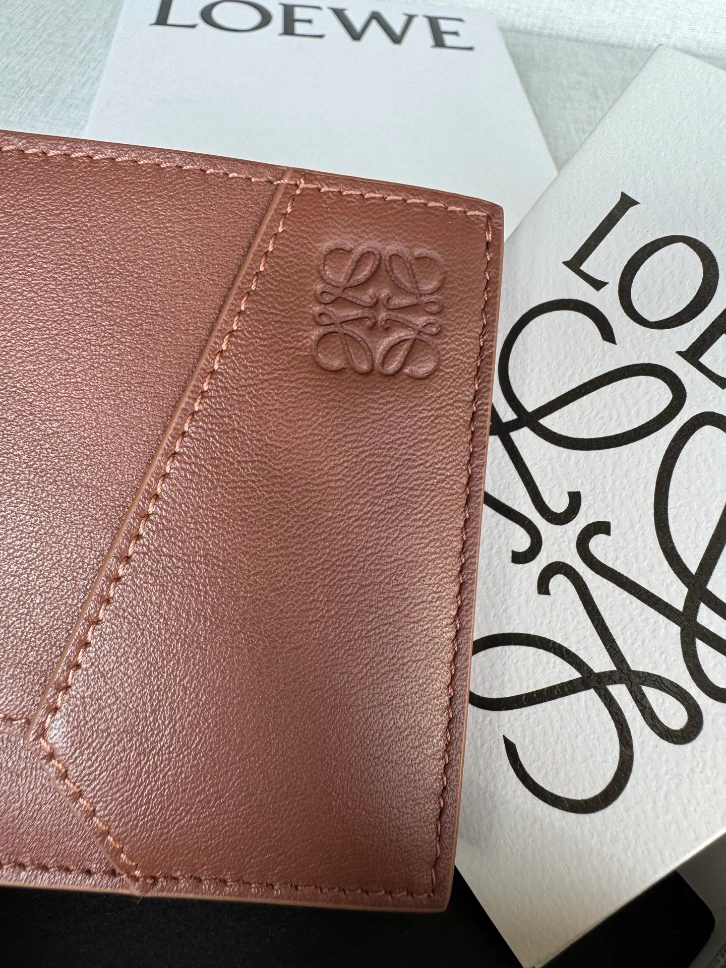 Клатчи Женские Loewe 18906574