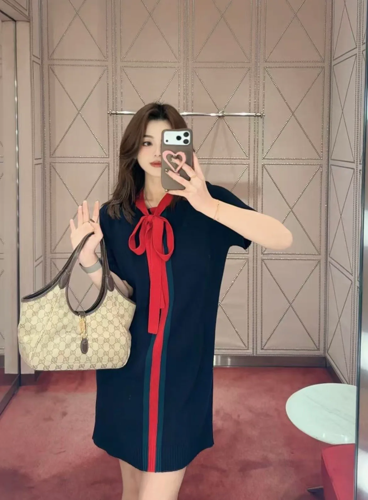 Платья Женские Gucci 11564383