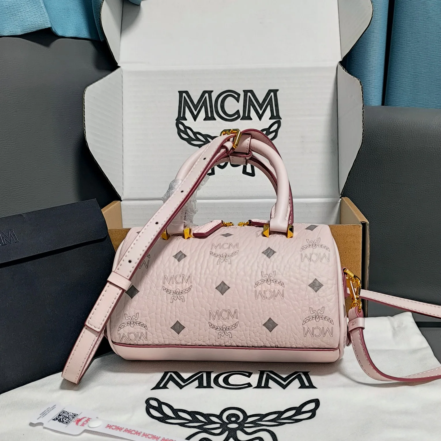 Классические Сумки Женские Mcm 17896740